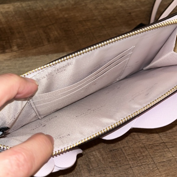kate spade NWT! Flora Flower Medium L-Zip Wristlet - Picture 11 of 11